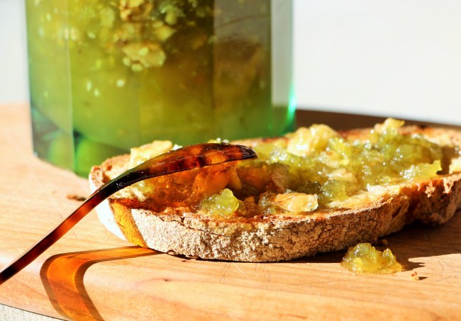 LTAJ-TartineTomateVerteNoix