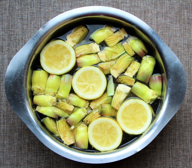 LTAJ-ArtichautsDansEauCitronnee